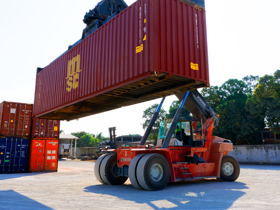 costo de transporte de contenedores lazaro cardenas